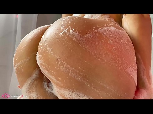 ❤️ Bruneta masturbuje kundu vibrátorem až k intenzivnímu orgasmu ve sprše Porno video u cs.image-kassir.ru ❌❤